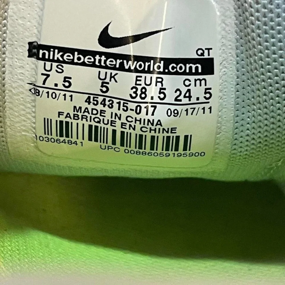 Nike Women's Breathe Lunarglide‎ 3 Running Sneaker Style 454315-017 Size 7.5